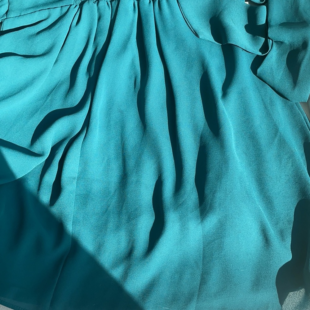 Forever 21 dress 🚨 - Picture 4 of 6